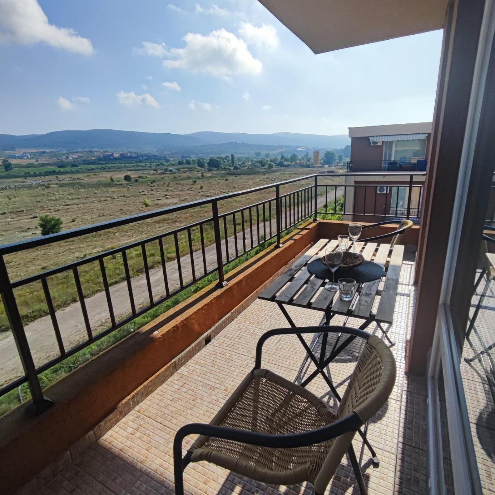 Holiday Fort Golf Club - Premium Apartments Pantai Sunny Luaran gambar